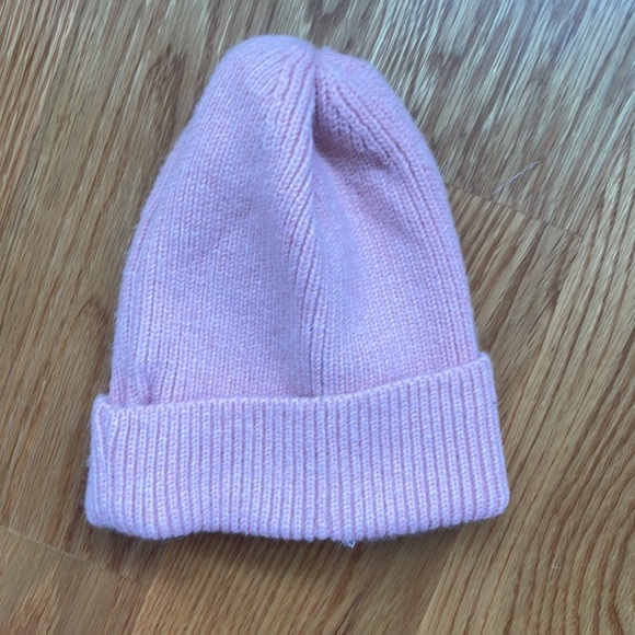Pink beanie with smiley face - Picture 2 of 3